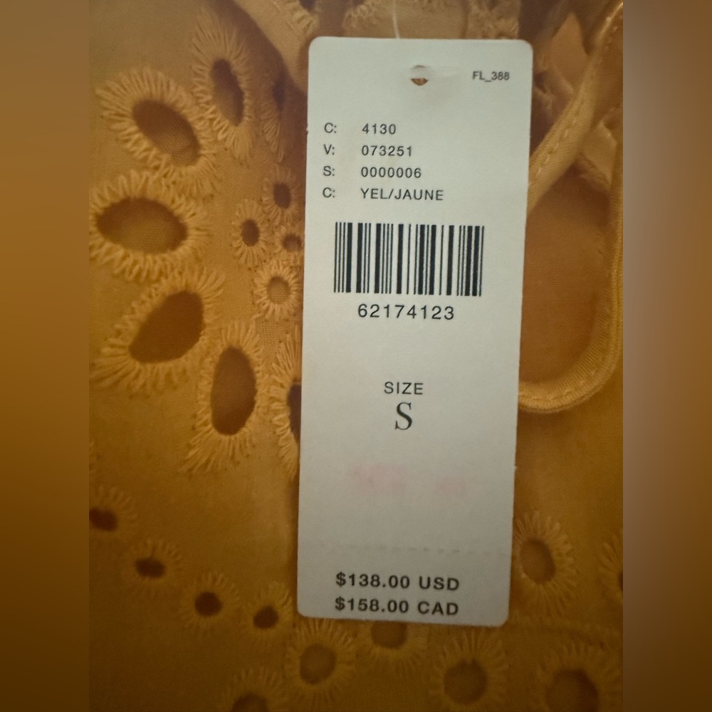 En Saison NWT Yellow eyelet dress. Small. - Picture 4 of 8